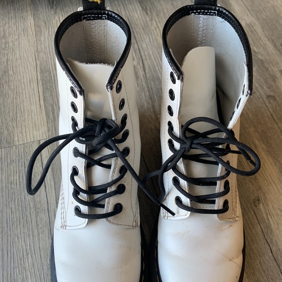 Dr. Martens 1460 Women's Smooth Leather Boots - Picture 2 of 7